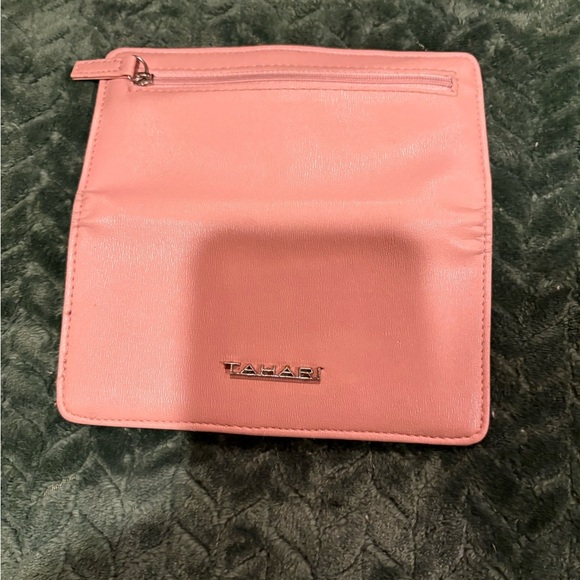 Tahari Pink Women's Clutch wallet/card holder - Picture 4 of 7